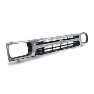 Grille Chrome+Painted 2WD   01-05 (Toyota Hilux TN130)