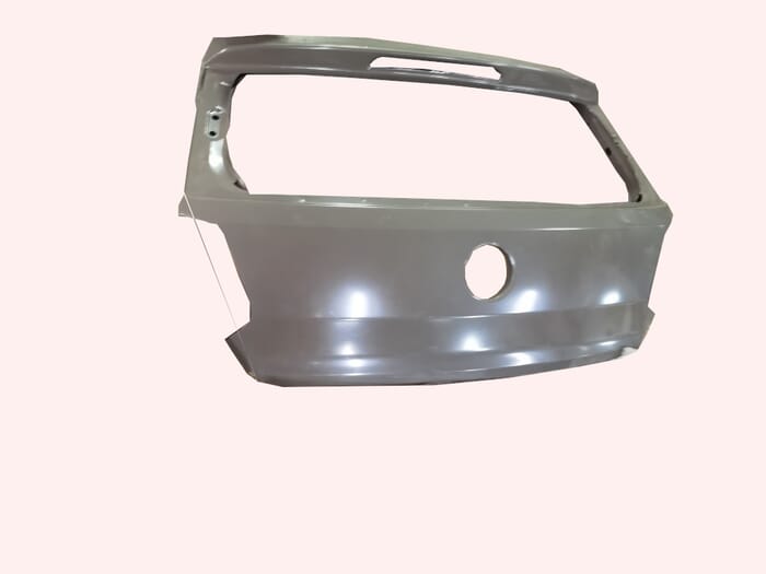 Tailgate Shell 10- (Volkswagen Vivo)