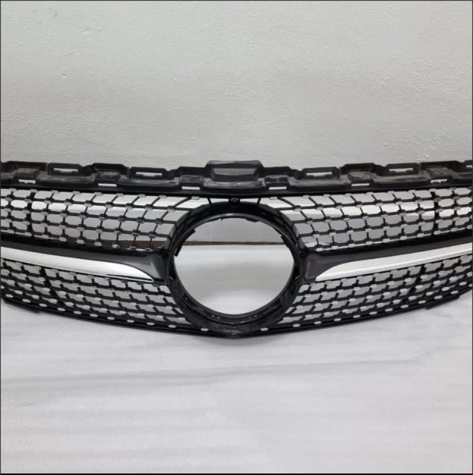 Grille+Silver/Chrome Mould 2 Door AMG 14-18 (Mercedes Benz C Class W205)